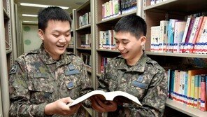 ‘兵봉급’ 2022년 월 67만원까지 오른다…5년간 10조 투입