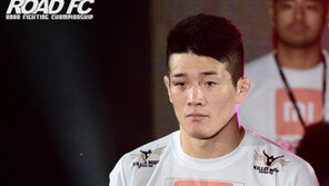 로드FC 미들급 챔피언 라인재 “후배들 도와주는 게 최종 목표”