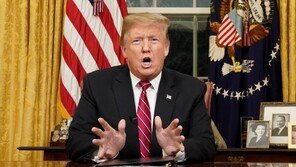 트럼프 “FBI가 날 조사? 추잡해” 분노 트윗