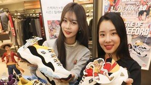 만화 주인공 담은 운동화