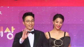 한고은♥신용수, ‘연예대상’ 비하인드 “결혼식때보다 떨려”