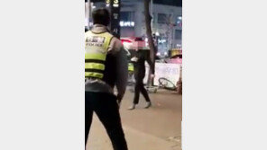 ‘암사역 흉기난동’ 친구끼리 왜…절도 공범→자백→격분