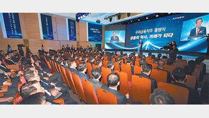 손태승 “자산운용사-저축은행 먼저 인수… 1등 금융그룹 도약”