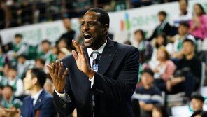 KCC 오그먼 감독이 아메바디펜스를 포기한 이유