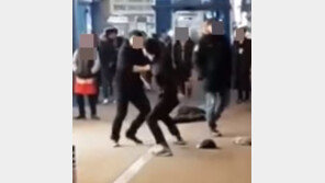 암사역 흉기 난동 10대 구속…“도망할 염려 있다”