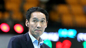 ‘최하위’ 한국전력 김철수 감독의 독려 “다들 잘하고 있다”