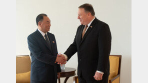 트럼프, 김정은에 친서…무르익는 2차 북미정상회담