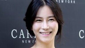 황인영 D라인 배에 임신설 ‘툭’…“늘어난 뱃살” 웃픈 해명으로 일축 