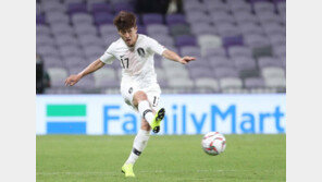 영리한 이청용-우직한 황희찬, ‘헐거운’ 중국 측면 뚫어라