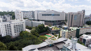 ‘교수 성폭력’ 중앙대 대자보 의문의 철거…경찰 수사