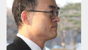 문무일 “4월 재·보궐선거, 흑색선전 등 엄정 대응”