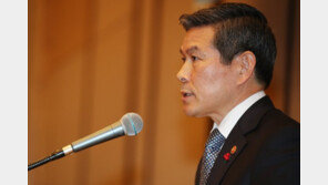 정경두 국방 “北비핵화, 되돌릴 수 없는 큰 흐름 되도록 노력”