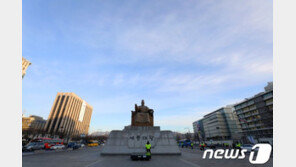 [날씨]서풍에 누그러진 추위…미세먼지 ‘보통’