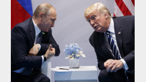 트럼프-푸틴 회담 통역관, 의회 나갈까?…민주 상원의원 요청