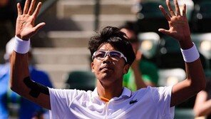 정현, 호주오픈 ‘광탈’…55위 에르베르에 1-3 완패