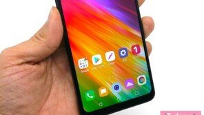 [리뷰] 프리미엄 기능 품은 가성비폰, LG Q9