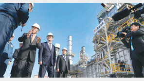 文대통령 “요즘 내가 현대 수소차 홍보모델”