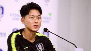 대표팀 형들, ‘물병’ 논란 이승우 ‘삼겹살 파티’로 위로…이용이 쏴