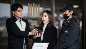 “안락사 알았으면 기부 안해”…박소연 대표, 동물·시민단체에게 줄고발