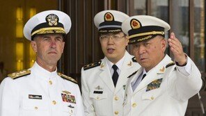 美해군총장, 한일 양국에 “협력해 ‘레이더 갈등’ 해결하라” 촉구