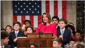 美 정가 흔드는 ‘할머니 파워’…7080 여성들의 영향력 센 이유는?