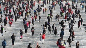 “산천어축제 원더~풀”…외국인 관광객 3년 연속 10만 돌파