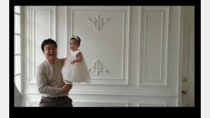 “돌사진 찍는 날”…소유진♥백종원, 행복한 다둥이 가족