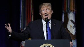 트럼프, 시리아서 IS 공격으로 사망한 미국인 4명 애도