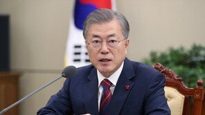 文대통령, 오늘 조해주 임명하려다 내일까지 지켜보기로