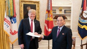 김정은, 美에 최후통첩 가능성…김영철 특사 방미 막전막후