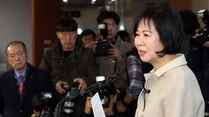 손혜원, 탈당 후 첫 공식행보는…‘빙상계 적폐 청산’