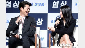 美골프장→삼계탕 집→마트 데이트…현빈♥손예진 또 열애설