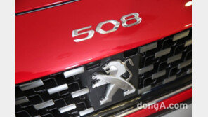[신차 pic]8년 만에 바뀐 ‘뉴 푸조 508’ 