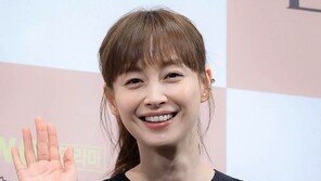 이나영, 9년 만에 안방극장 복귀 …남편 원빈, 뭐랬기에?