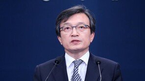 靑 “美주한대사 방위비 압박? 협상 진행 중…확인 불가”