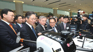 [경제현장.jpg] 5G 상용화 준비 척척!…장관님들도 큰 관심