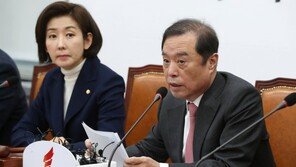 한국당 당권 ‘눈치싸움’ 치열…김병준 출마설 모두 ‘견제’