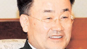 盧·文 이어준 박정규 “둘이 안 만났다면…盧 갑부 되고·文 김앤장 갔을 것”