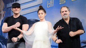 로사 살라자르 “초현실적 경험…‘알리타’에 빠져들걸요”