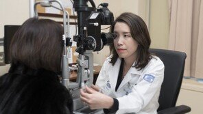 나이탓이라고 방심했는데…노안과 안과질환 구분하는 법은?