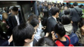 1호선 안양역서 열차 고장…출근길 승객 1200명 하차 