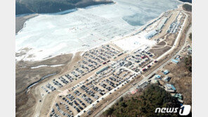 [화보] 광활한 빙판 위 인파 가득한 인제빙어축제