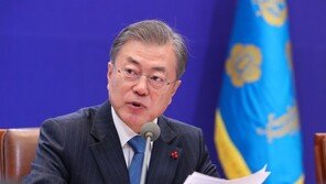 ‘비핵화 열차’ 출발 예고된 2월…文대통령 중재외교 시동거나