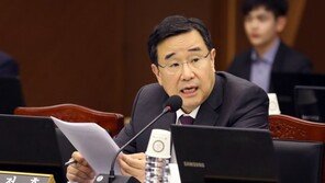 김정훈 “김병준, 전당대회 월권 말고, 조용히 물러나라”