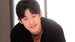 [인터뷰] 민진웅 “이 얼굴도 통하는 세상 됐죠”