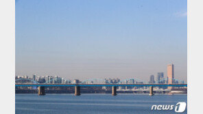 미세먼지 보통…찬공기 유입 “퇴근길 추워요”