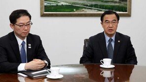 통일부 장·차관, 설 맞아 이산가족·납북자가족 위로 방문