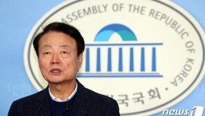 한선교 전당대회의장 “황교안·오세훈 출마 자격 있다”