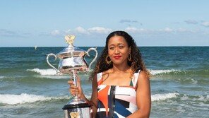 아시아 최초 세계 1위 오사카, CF 출연료 급상승…“15억원”