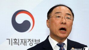 24조 ‘예타면제’ 논란…“제2의 4대강 vs 신의 한수”